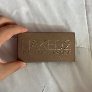 Urban decay Naked basics 2